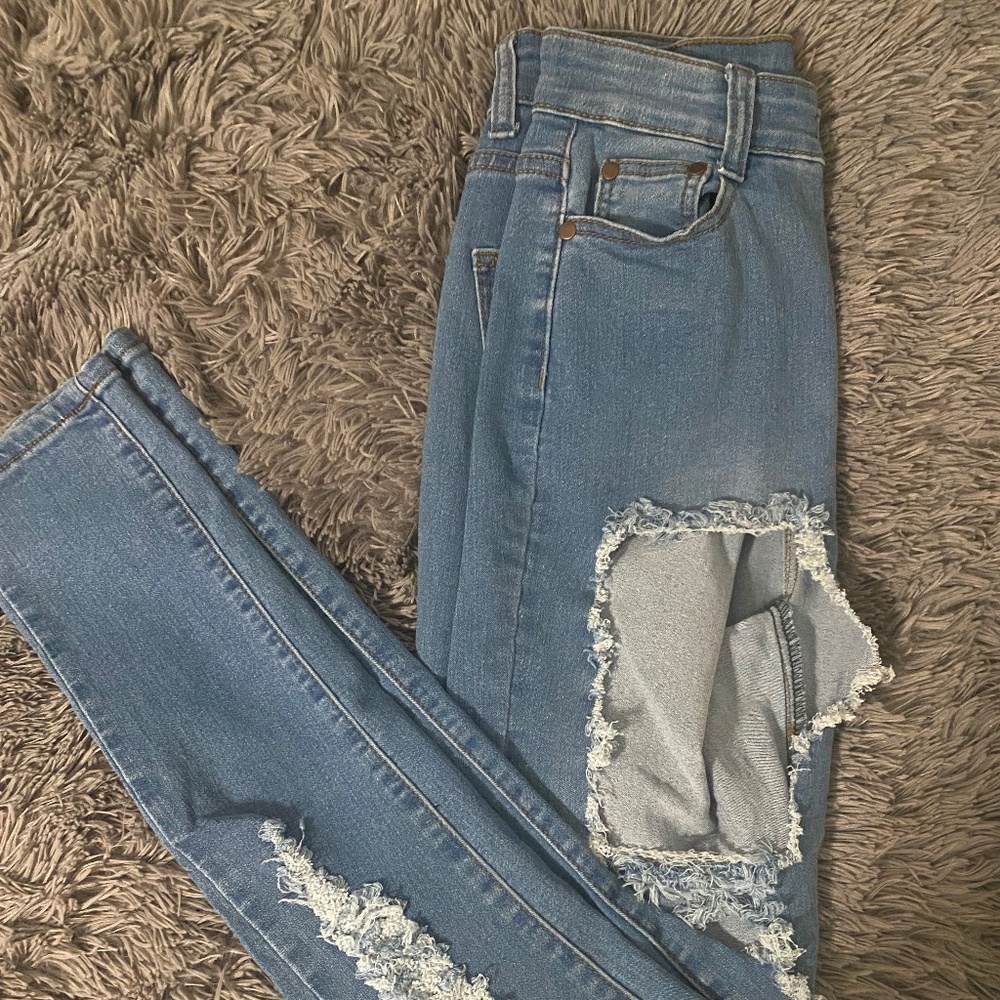 Light Wash Distressed Skinny Jeans